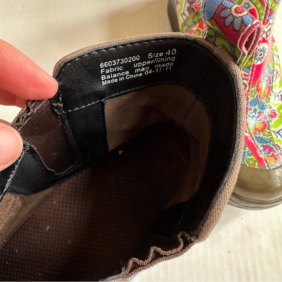 Dansko | Vail Patchwork Waterproof Chelsea Boot - Picture 7 of 8